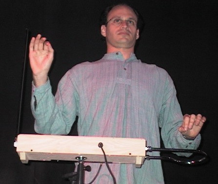 http://www.ime.usp.br/~kon/images/Theremin.jpg